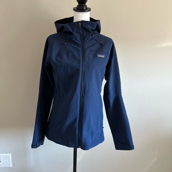 Patagonia Hooded Jacket - Women's - Picture 7 of 16